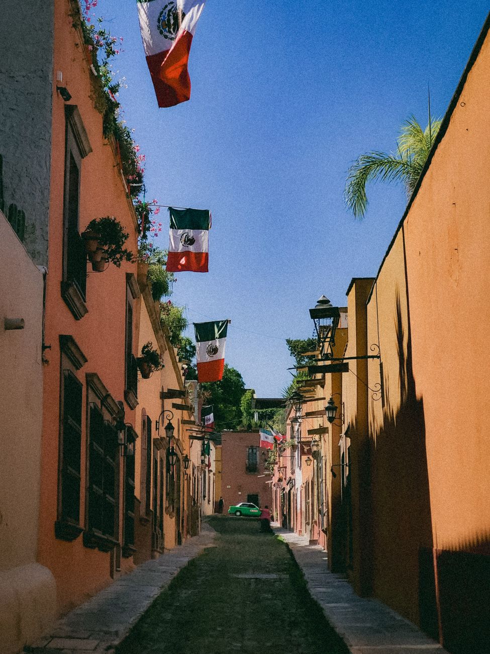 Vista pintoresca de un pueblo mágico colonial
